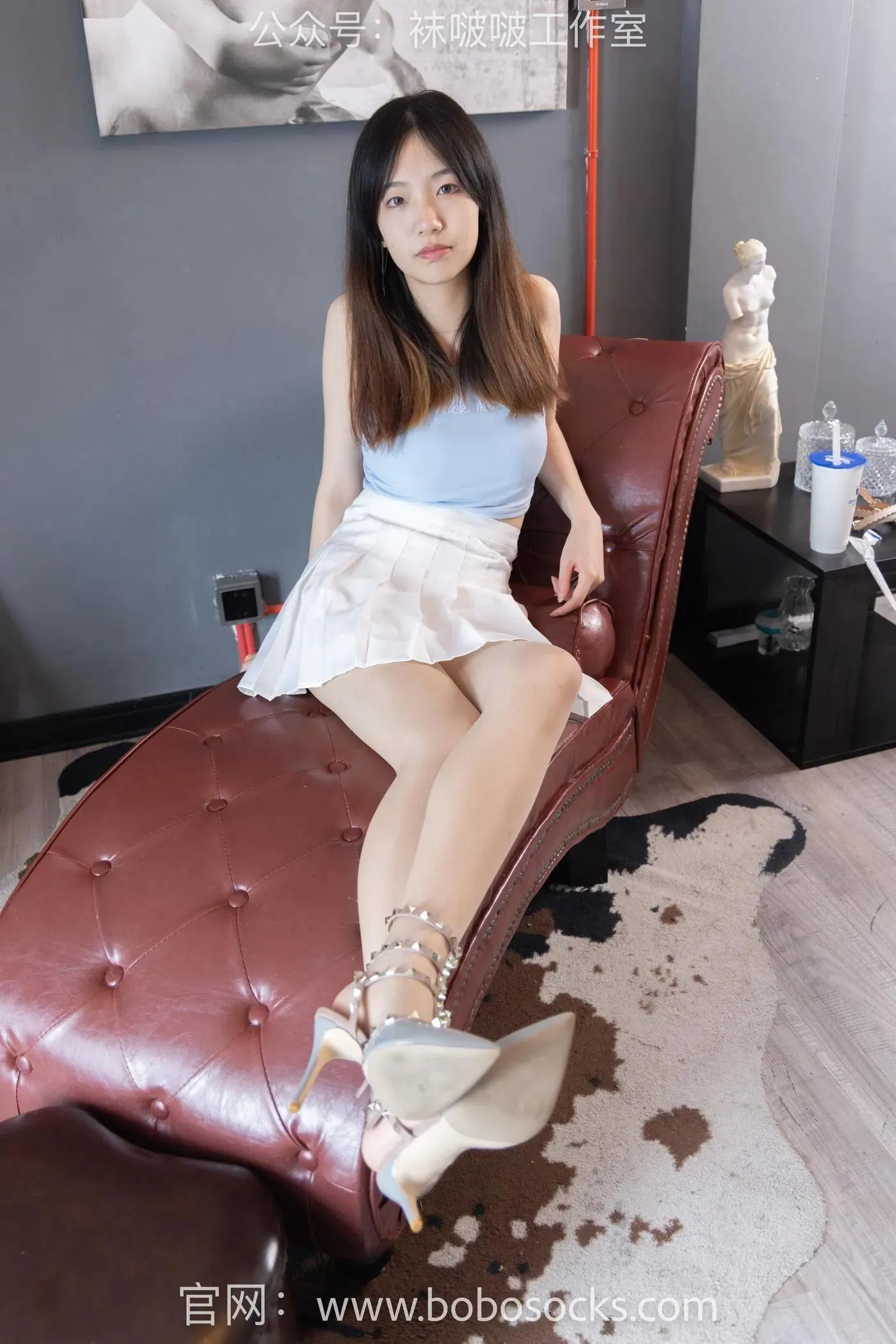 [BoBoSocks袜啵啵]NO.126 小甜豆-华伦天奴高跟鞋、肉丝 [141P]插图9